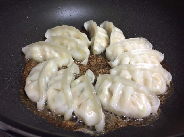 スープカレーレトルトと餃子が合うアレンジレシピ画像
